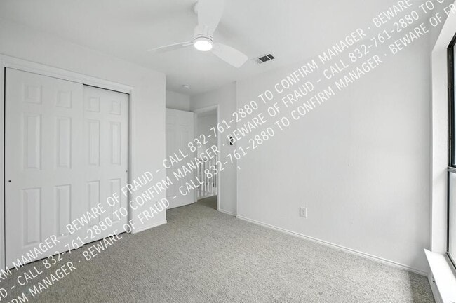 Building Photo - 473 Leisure Ln