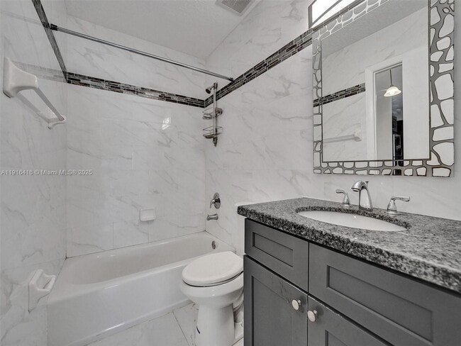 Building Photo - 1300 Wiley St