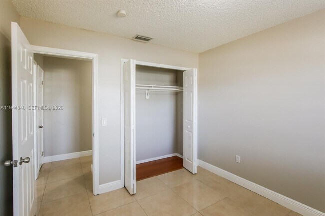 Building Photo - 8410 NW 27th Pl