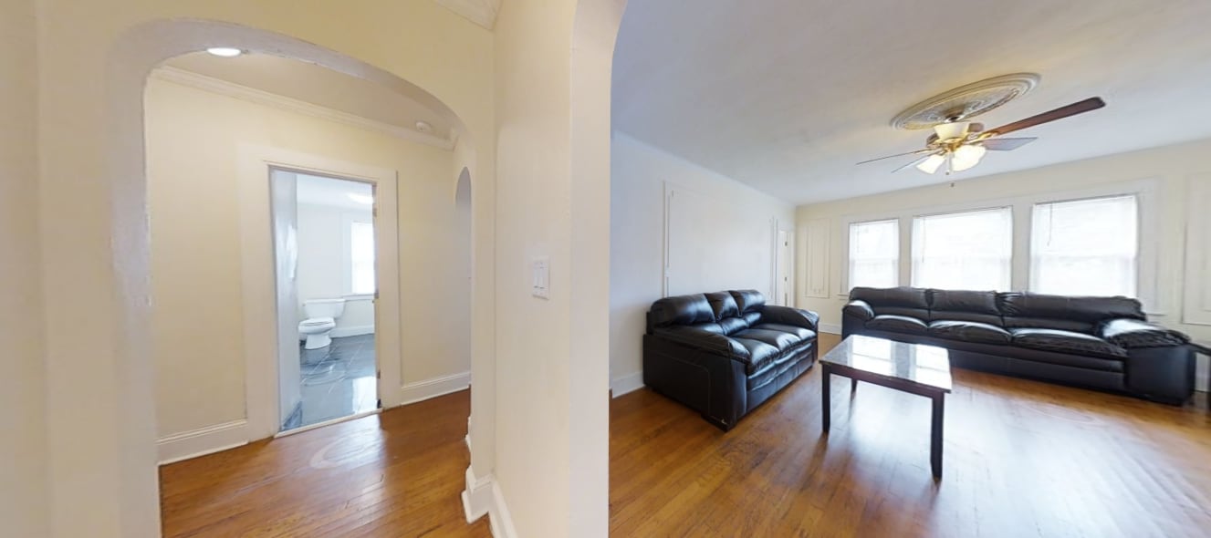 Building Photo - 2401 E Genesee St