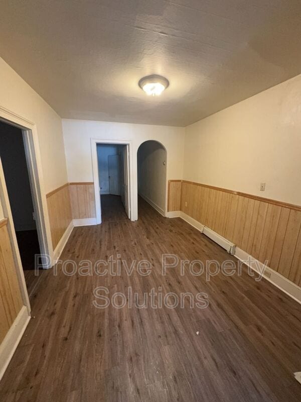 Building Photo - 532 Alder St