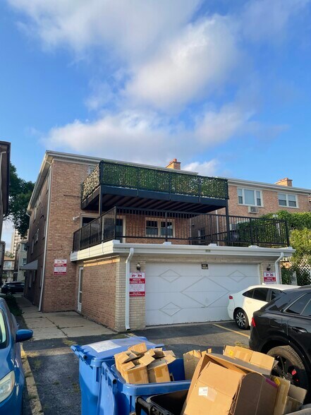 Building Photo - 8629 W Summerdale Ave