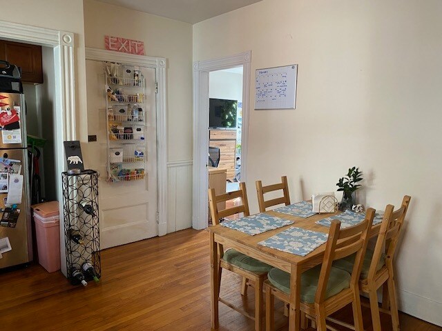 Building Photo - 161 Beacon St