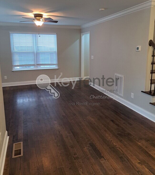 Building Photo - 3583 Crompton St