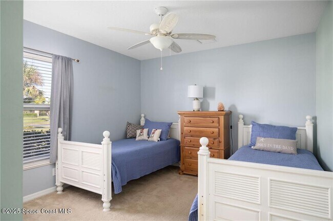 Building Photo - 935 Southlakes Way SW