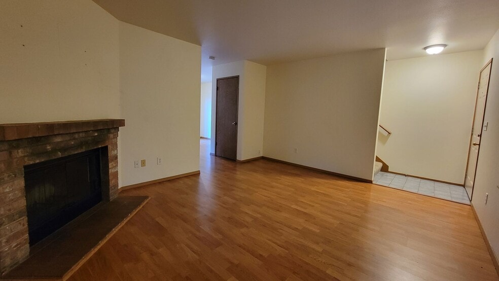 LIVING ROOM - 1800 11th Ave