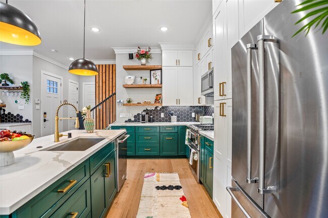 Building Photo - 3802 Buck St