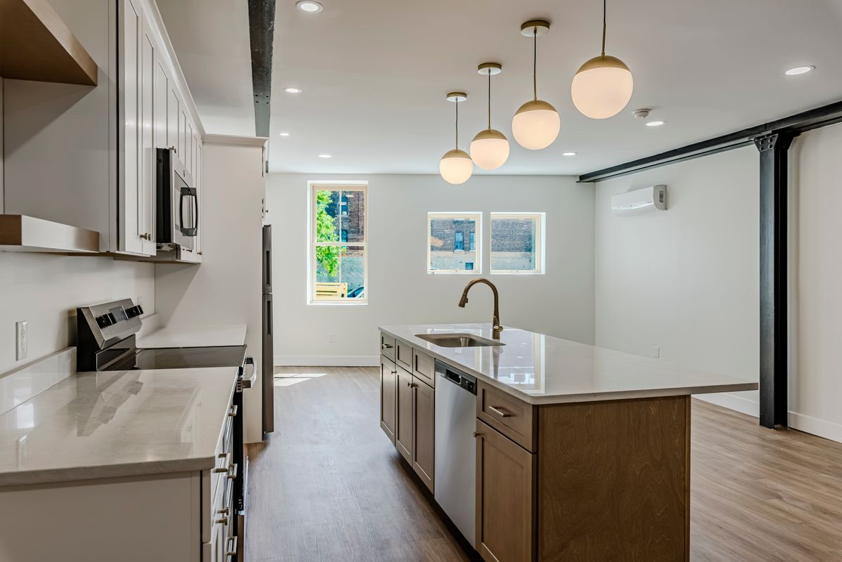 Building Photo - 106 Hotel St