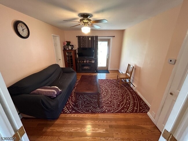 Building Photo - 23 Distler Ave