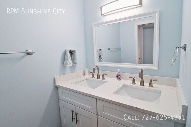 Building Photo - 3747 42nd Way S