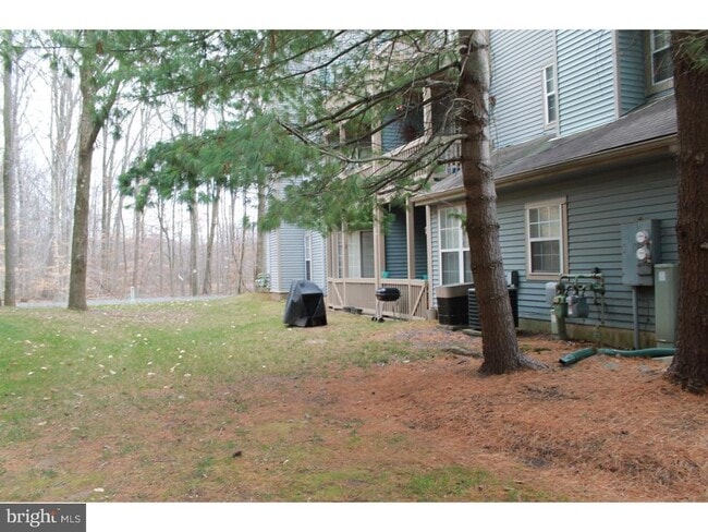 Building Photo - 5091 Beech Ct