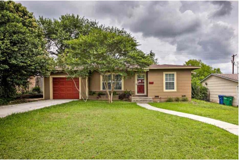 Building Photo - 611 Sumner Dr