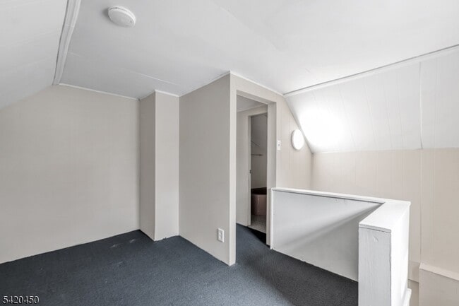 Building Photo - 36 Cortlandt Pl