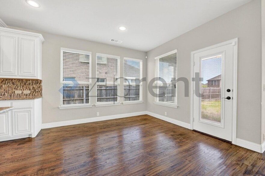 Building Photo - 6132 Hagan Hill Pkwy