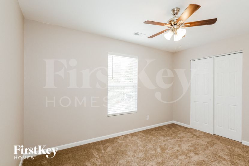Building Photo - 1434 Waterlily Lane