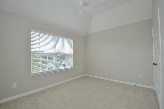 Building Photo - 26930 Soapstone Terrace Ln