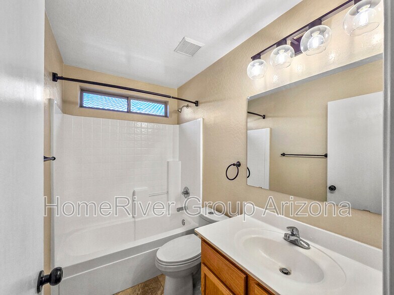 Building Photo - 29197 N Yellow Bee Dr