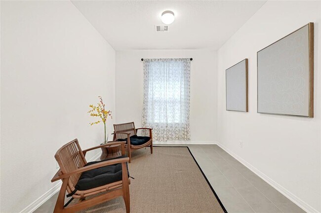 Building Photo - 21262 Hbr Shr Dr
