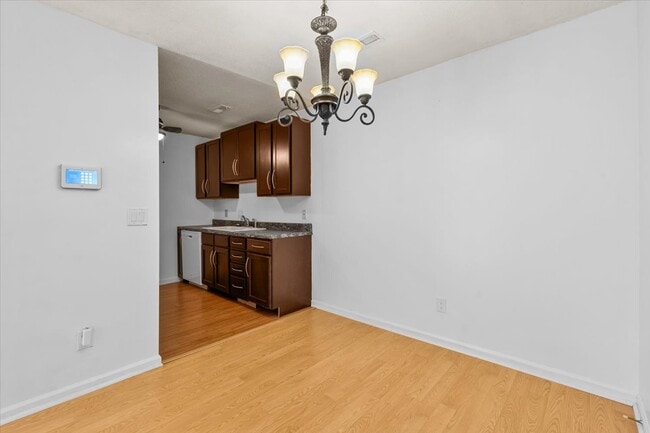 Building Photo - 5521 Hornaday Rd