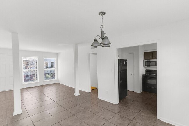 Interior Photo - South Hill - Five Points