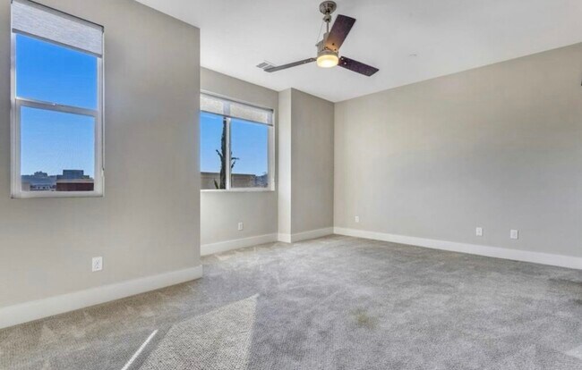 Building Photo - 7777 Stylus Dr