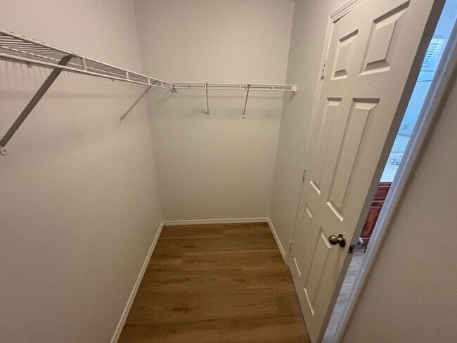 Building Photo - Charming 3-Bedroom Home with Modern Comfor...