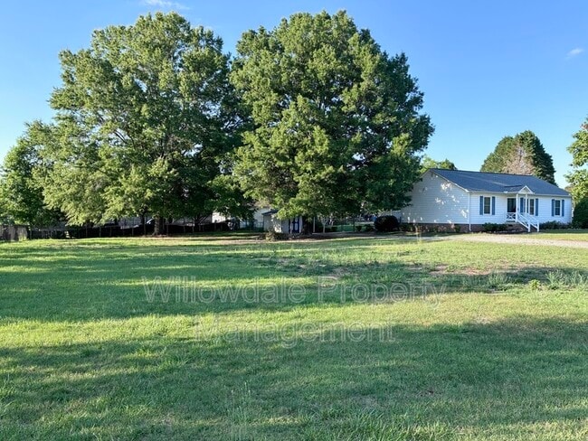 Building Photo - 49 Bay Springs Ct