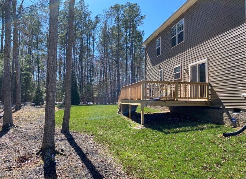 Building Photo - 4007 Island Park Ct