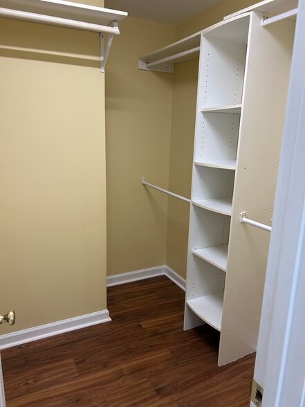 Building Photo - 505 Long Creek Pky