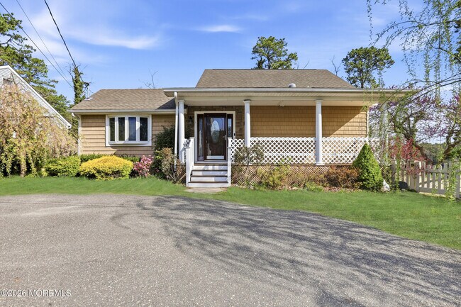 Building Photo - 1425 Amsterdam Ave