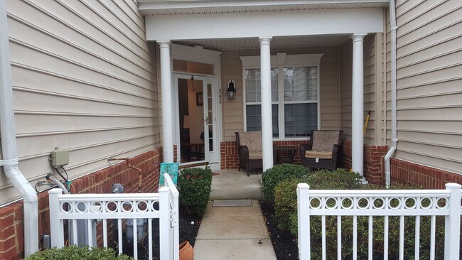 Building Photo - Stunning 3-bedroom, 3-bath single-family home located in the sought-after Bulle Rock community