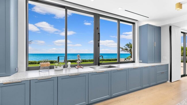 Building Photo - 6029 Old Ocean Blvd