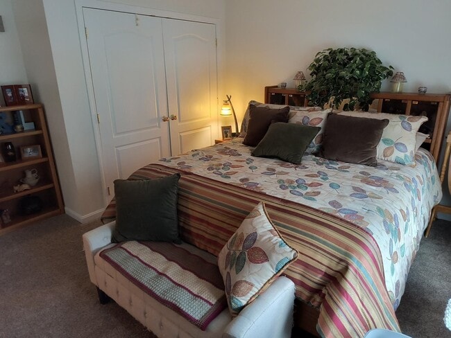 Building Photo - 28 Owens Dr