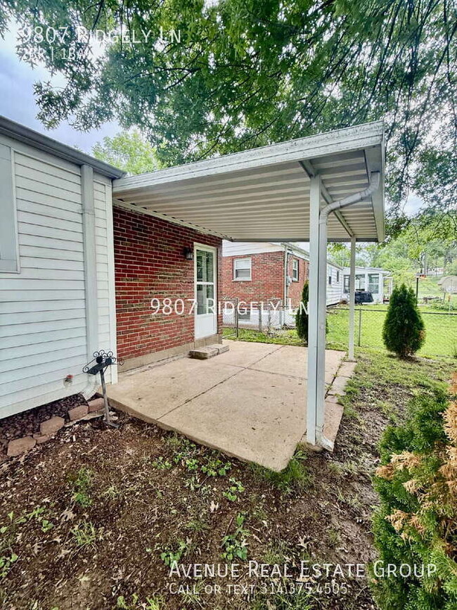 Building Photo - 9807 Ridgely Ln