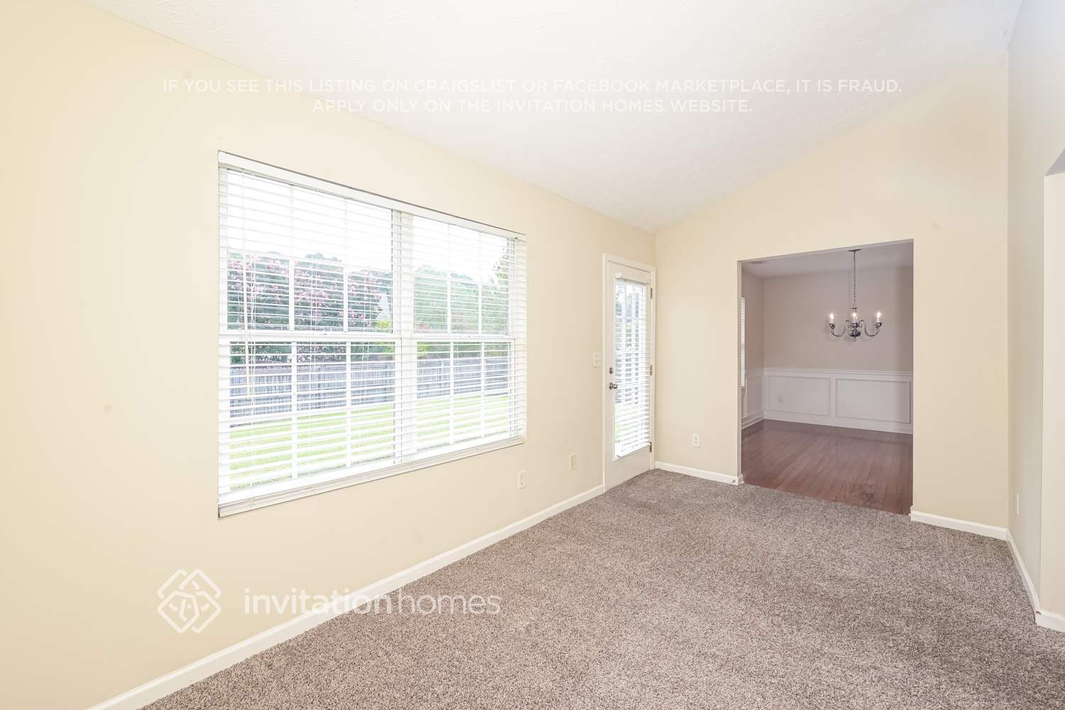 Building Photo - 4030 Hollow Springs Tr SE