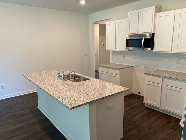 Building Photo - Margaret Location, 1 level 4 BR / 2 BA on Cul-da-sac