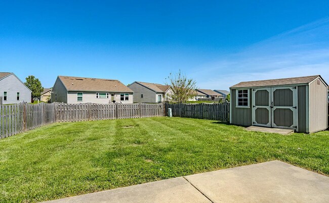 Building Photo - 2403 Cushing Dr