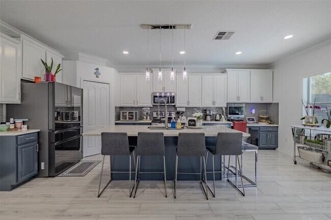 Building Photo - 13804 Trull Way