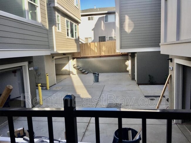 Building Photo - 3612 Brookdale Ave