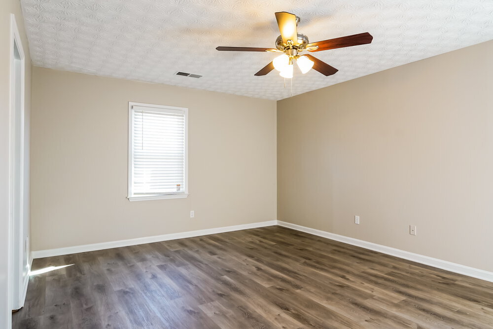 Building Photo - 2156 Shillings Chase Dr
