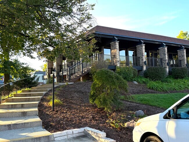 Building Photo - 7420 Grand Ave