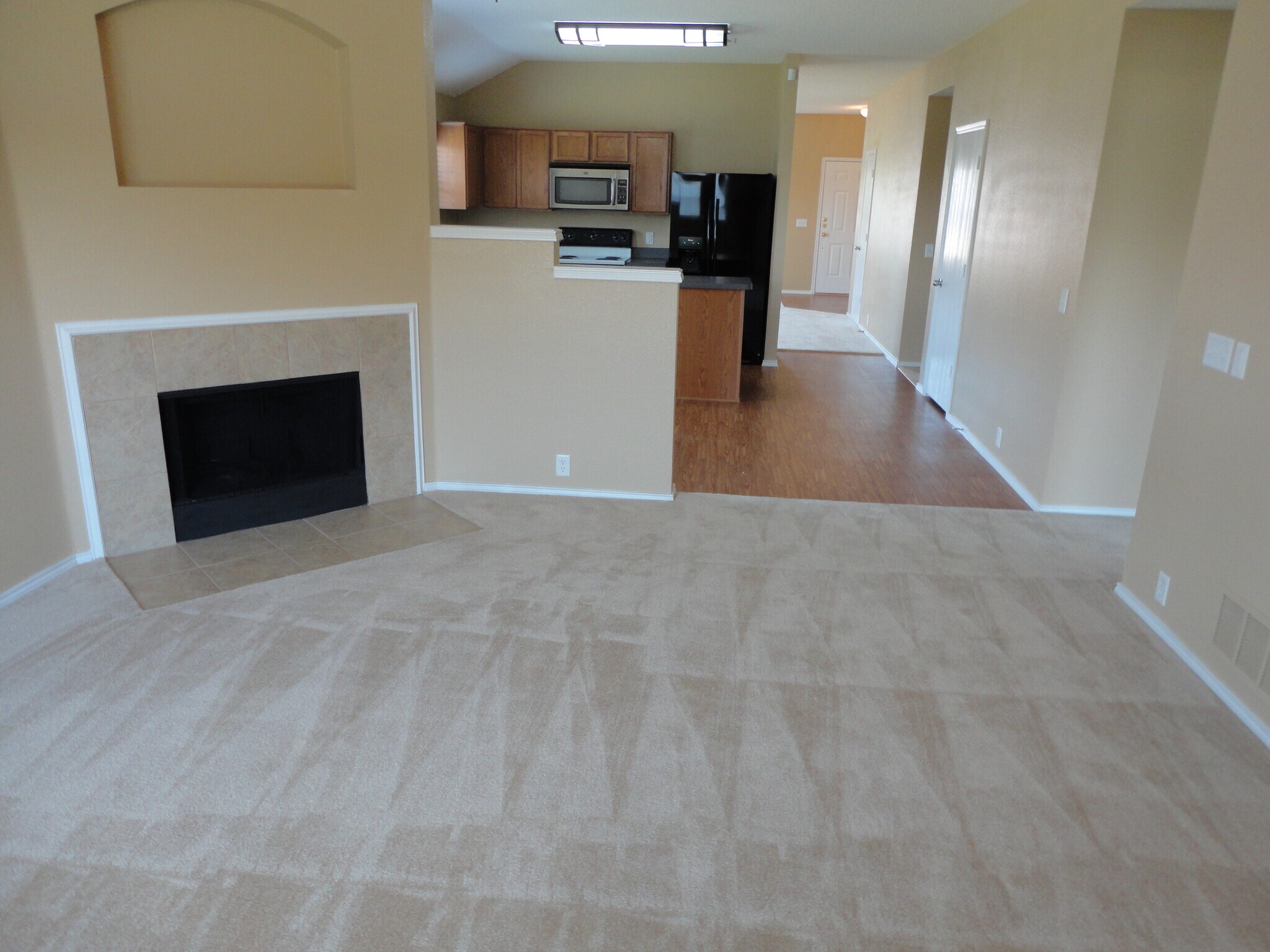 Building Photo - 1505 Shady Shores Dr