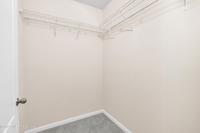 Building Photo - 4931 Key Lime Dr