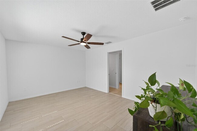 Building Photo - 17512 Shirewood Wy