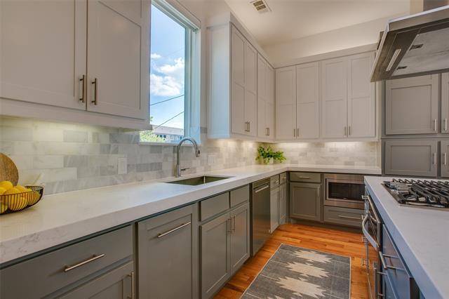 Building Photo - 5711 Bryan Pkwy