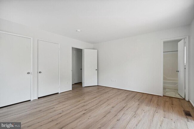 Building Photo - 11512 Alcinda Ln