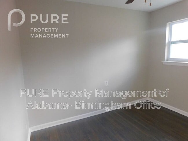 Building Photo - 2028 Progress St