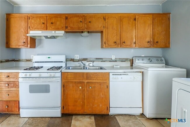 Building Photo - 1309 Greenwood Ave