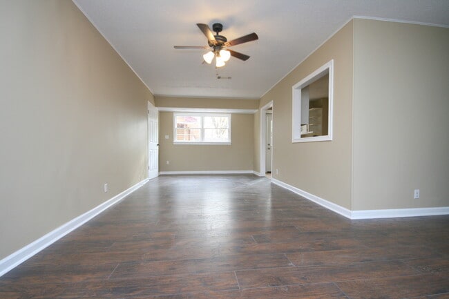 Building Photo - 4015 Apollo Dr SW