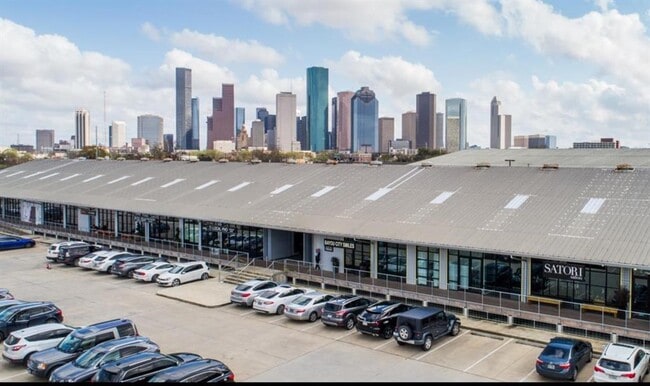 Building Photo - 1111 Edwards St